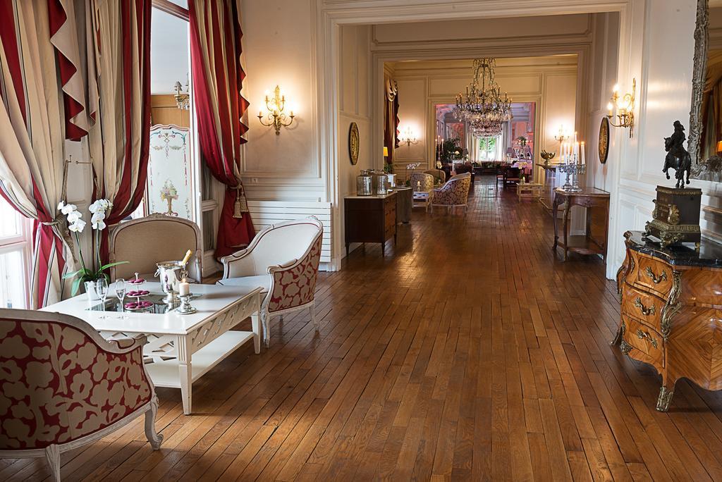 Pavillon Henri IV Hotel Restaurant Gastronomique Terrasse سا جيرما أو لي المظهر الخارجي الصورة